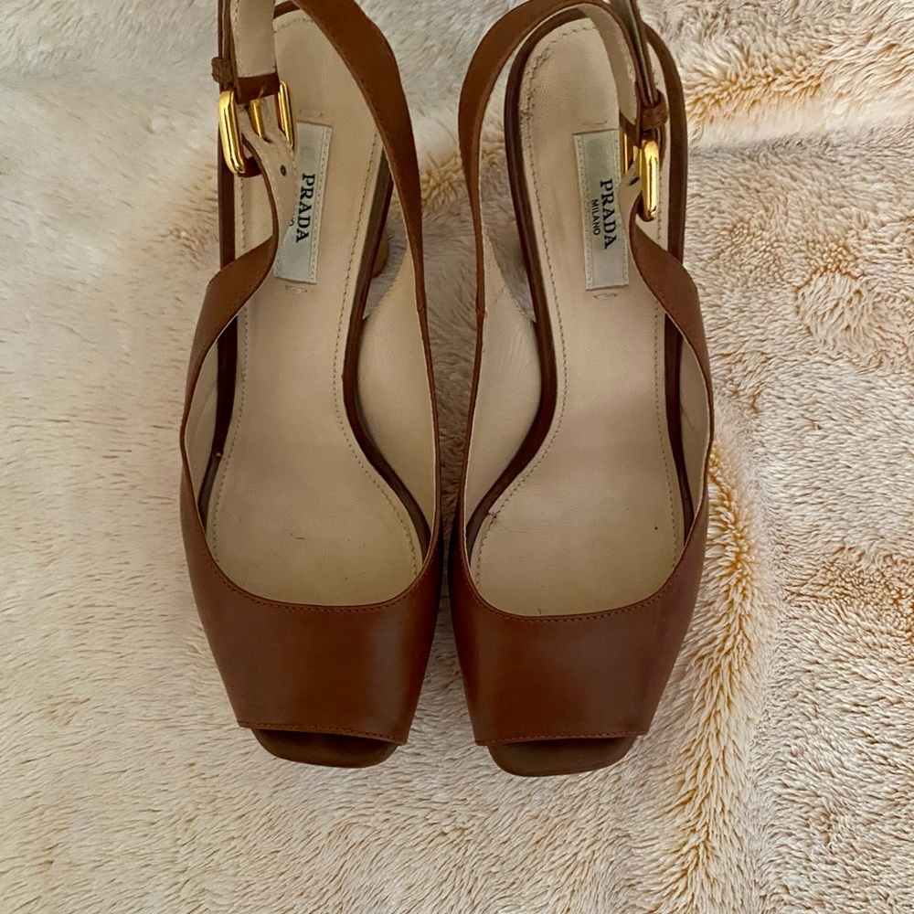 Authentic PRADA SLING BACK RUST COLOR - Picture 8 of 11